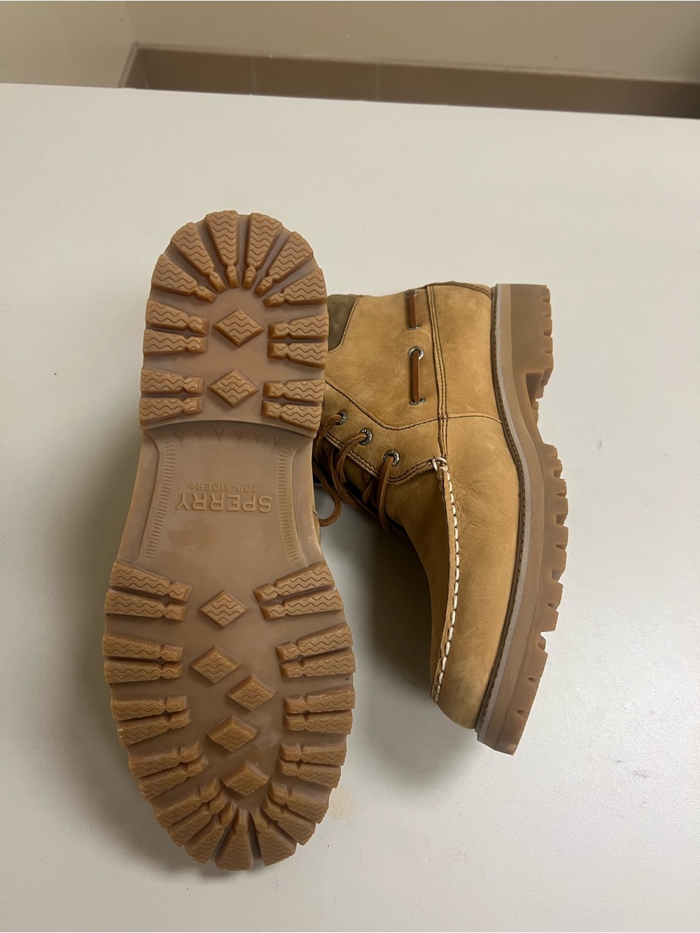 Sperry Tan Leather Moc Toe Boat Shoes with Red Plaid Lining - Picture 4 of 5